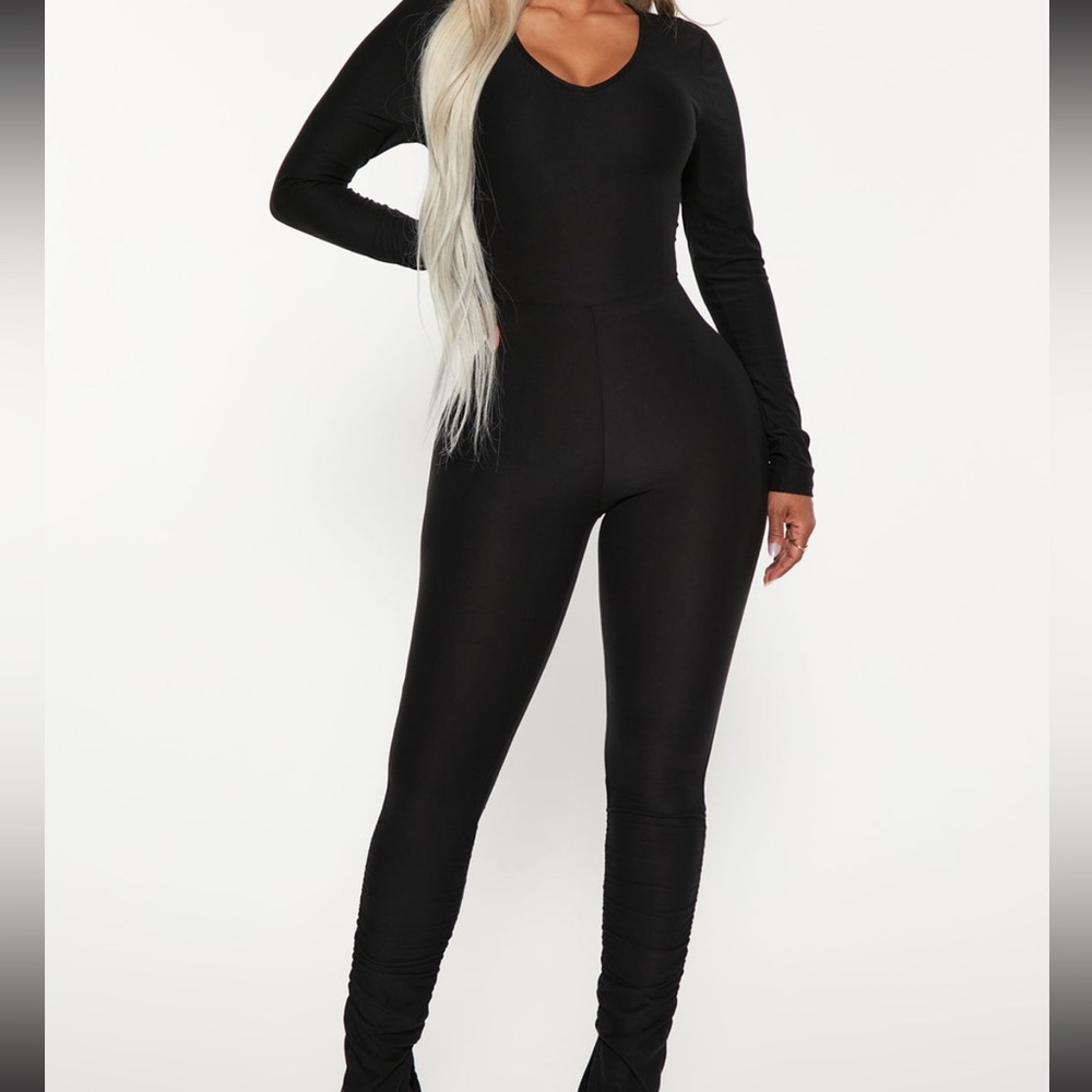 Fashionova Black stacked jumpsuit (M)